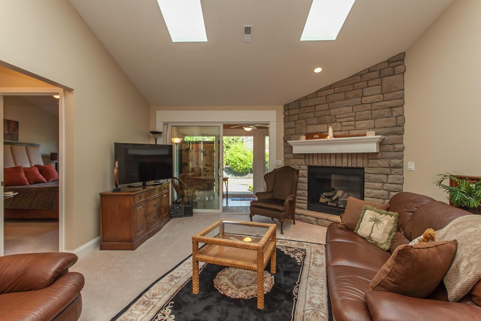 10654 East Bayshore Road, Unit 8 Marblehead, OH 43440 - Photo 14 of 36