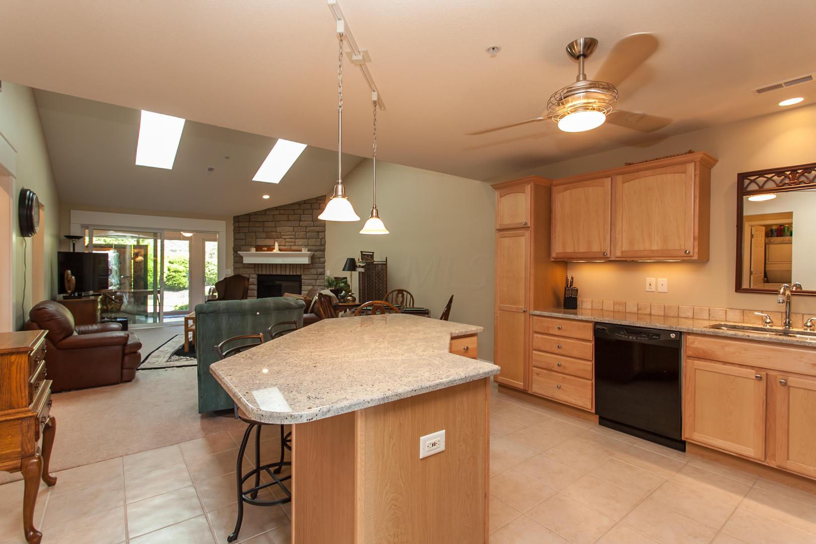 10654 East Bayshore Road, Unit 8 Marblehead, OH 43440 - Photo 3 of 36