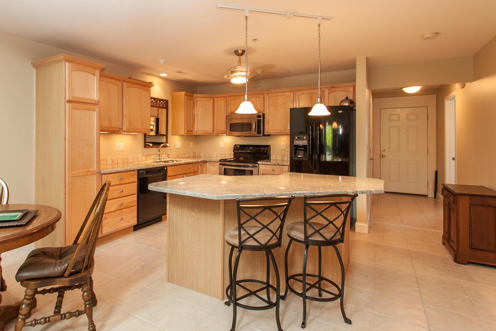 10654 East Bayshore Road, Unit 8 Marblehead, OH 43440 - Photo 7 of 36