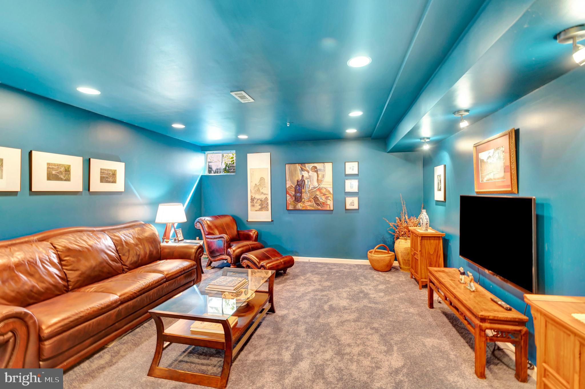 9207 Sumner Grove Drive Laurel, MD 20708 - Photo 32 of 38