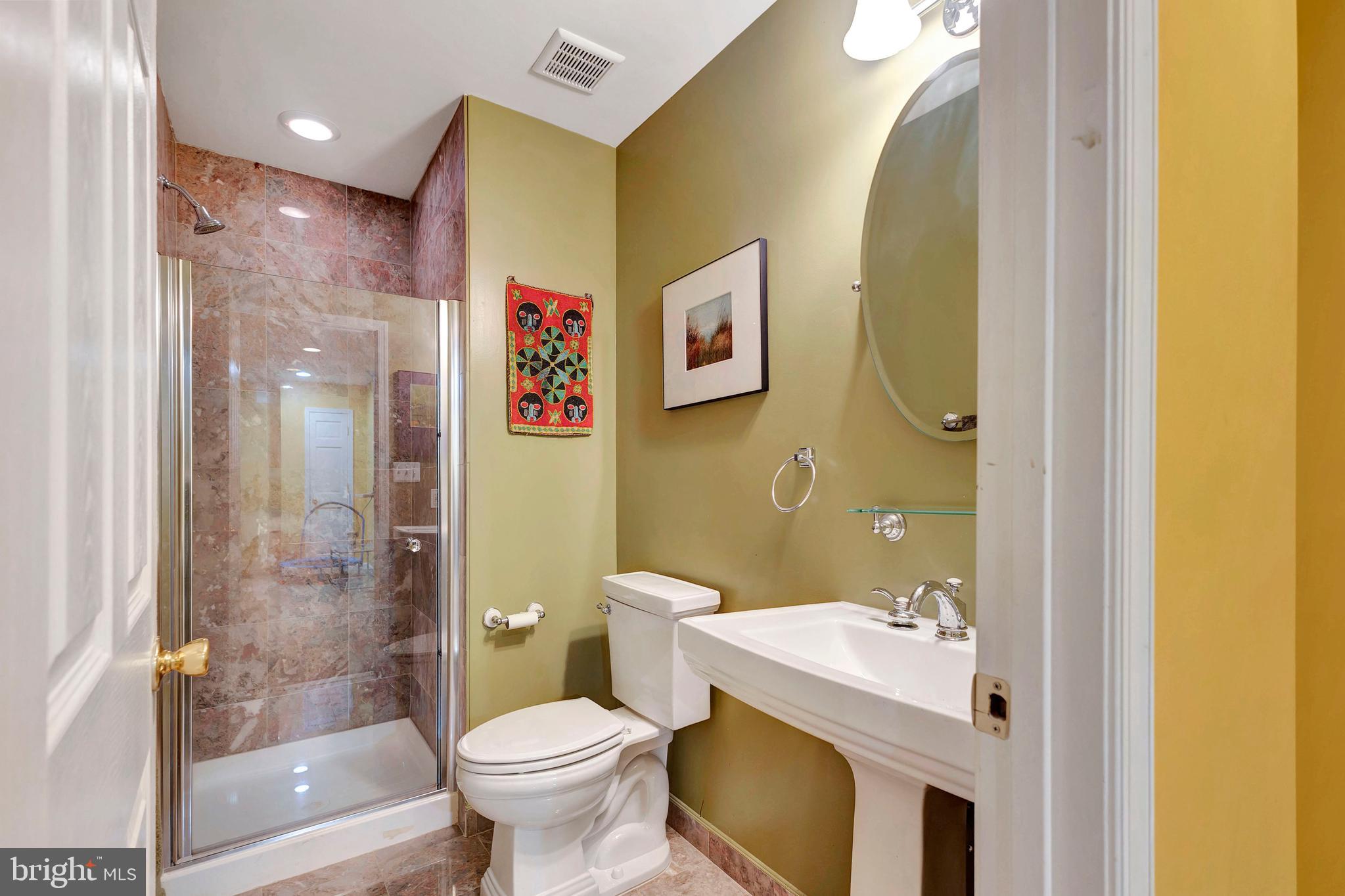 9207 Sumner Grove Drive Laurel, MD 20708 - Photo 33 of 38