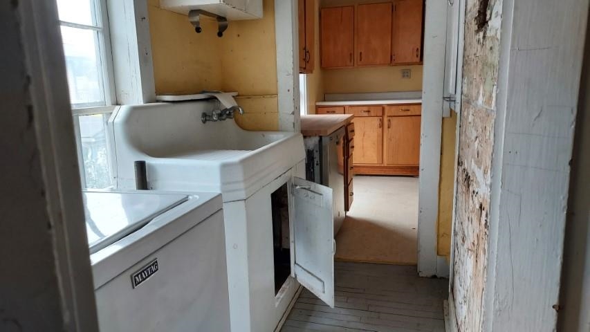 22 School Street Rockingham, VT 05101 - Photo 15 of 25