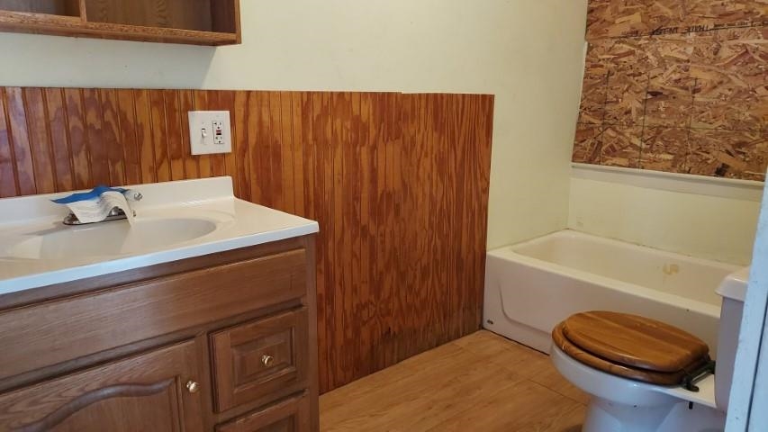 22 School Street Rockingham, VT 05101 - Photo 21 of 25