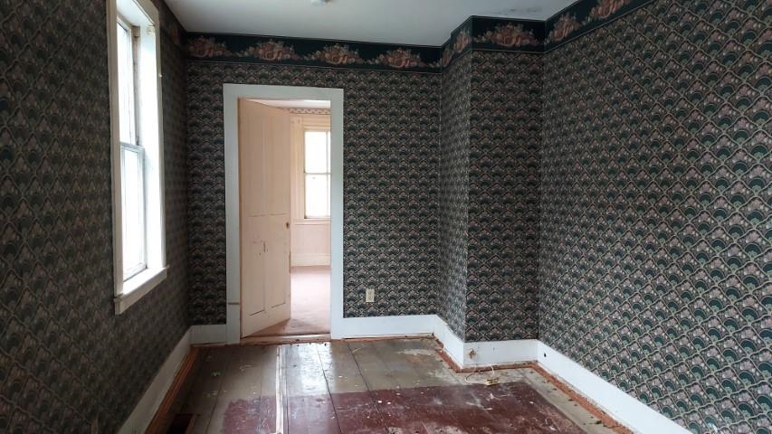 22 School Street Rockingham, VT 05101 - Photo 3 of 25