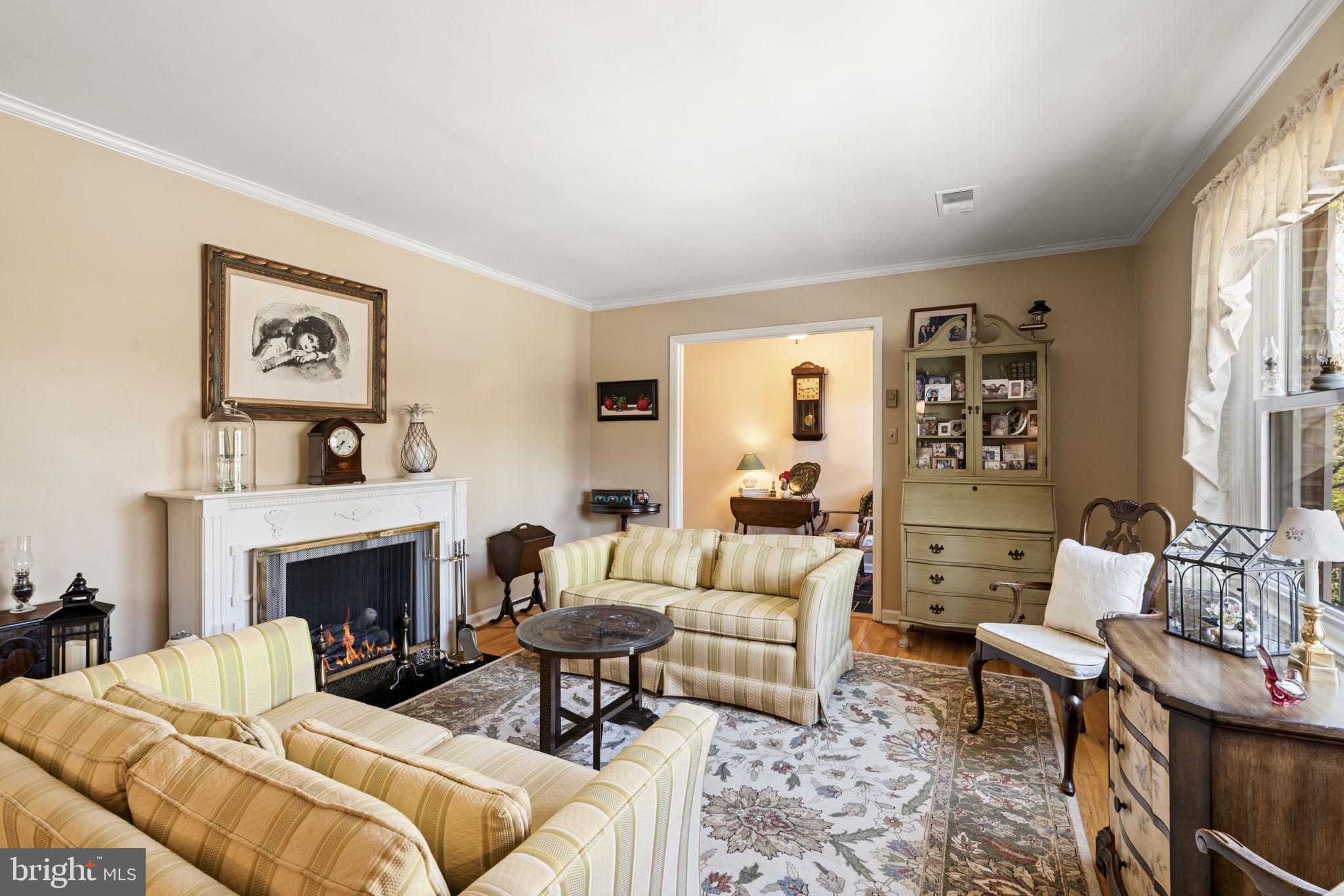 1400 Mountain Road Haymarket, VA 20169 - Photo 18 of 59 Formal Living area with Large picture window