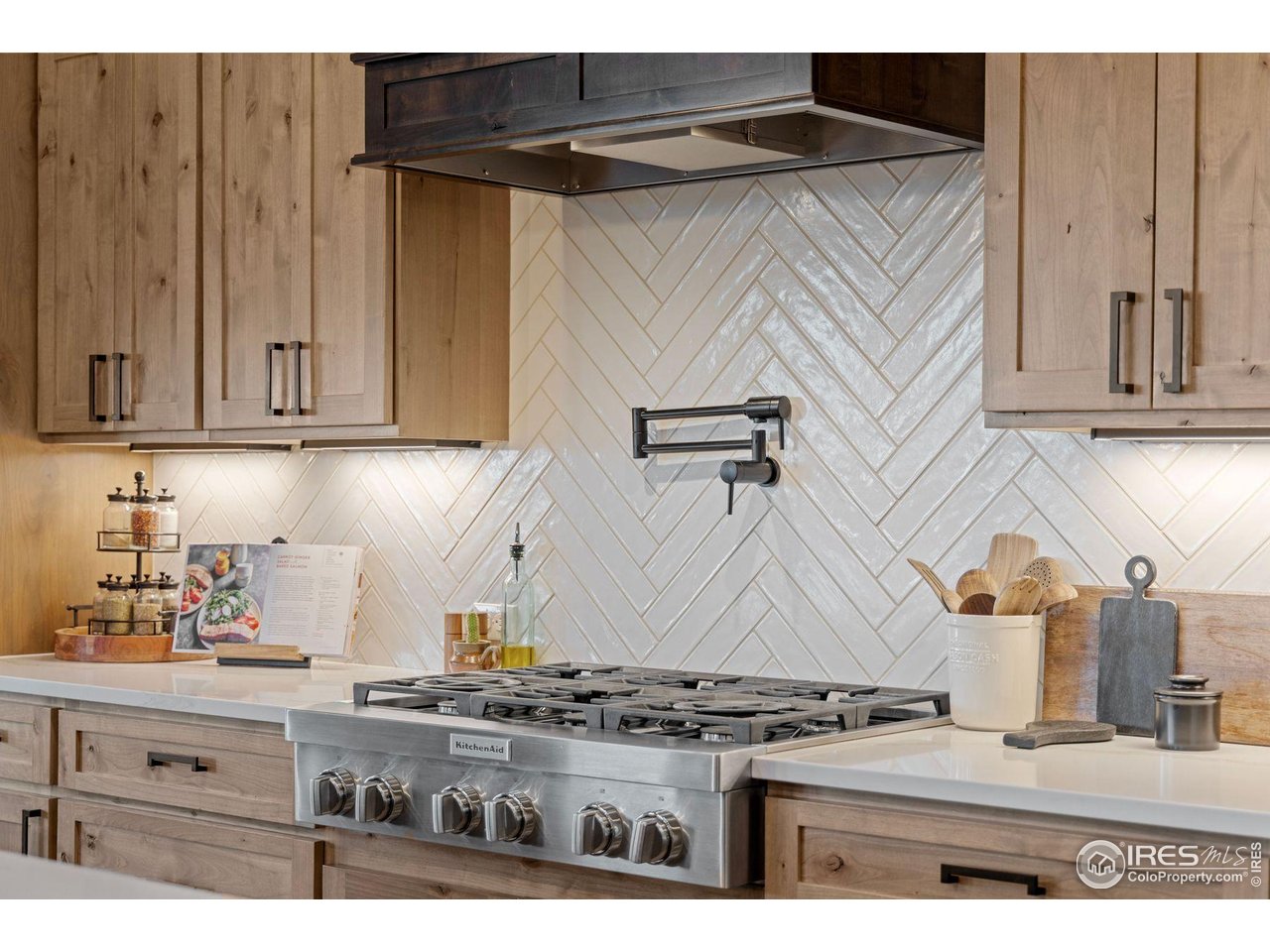 2734 Southwind Road Berthoud, CO 80513 - Photo 13 of 50 Gas Range with Custom Hood