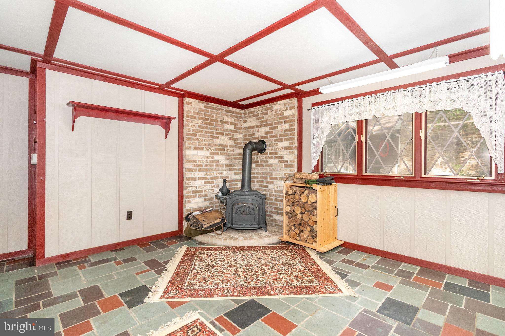 1327 Baltimore Road Shippensburg, PA 17257 - Photo 32 of 57 a view of an empty room