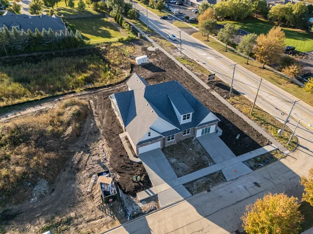 $714,990 | 1200 Prairie Lane, Unit 1A, Lemont, IL 60439