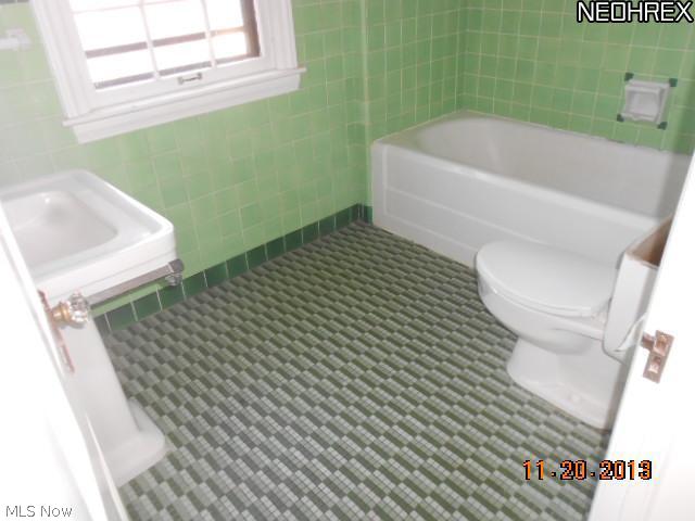 3945 Northampton Road Cleveland Heights, OH 44121 - Photo 11 of 21