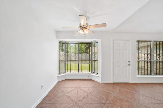 $235,000 | 3226 Dragonwick Drive, Houston, TX 77045