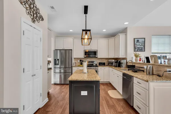 $749,900 | 81 South Locust Avenue, Marlton, NJ 08053