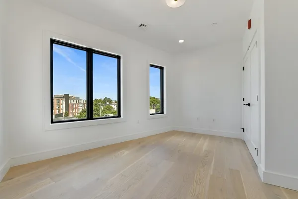 $3,000 | 50 Leo M Birmingham Parkway, Unit 401, Boston, MA 02135