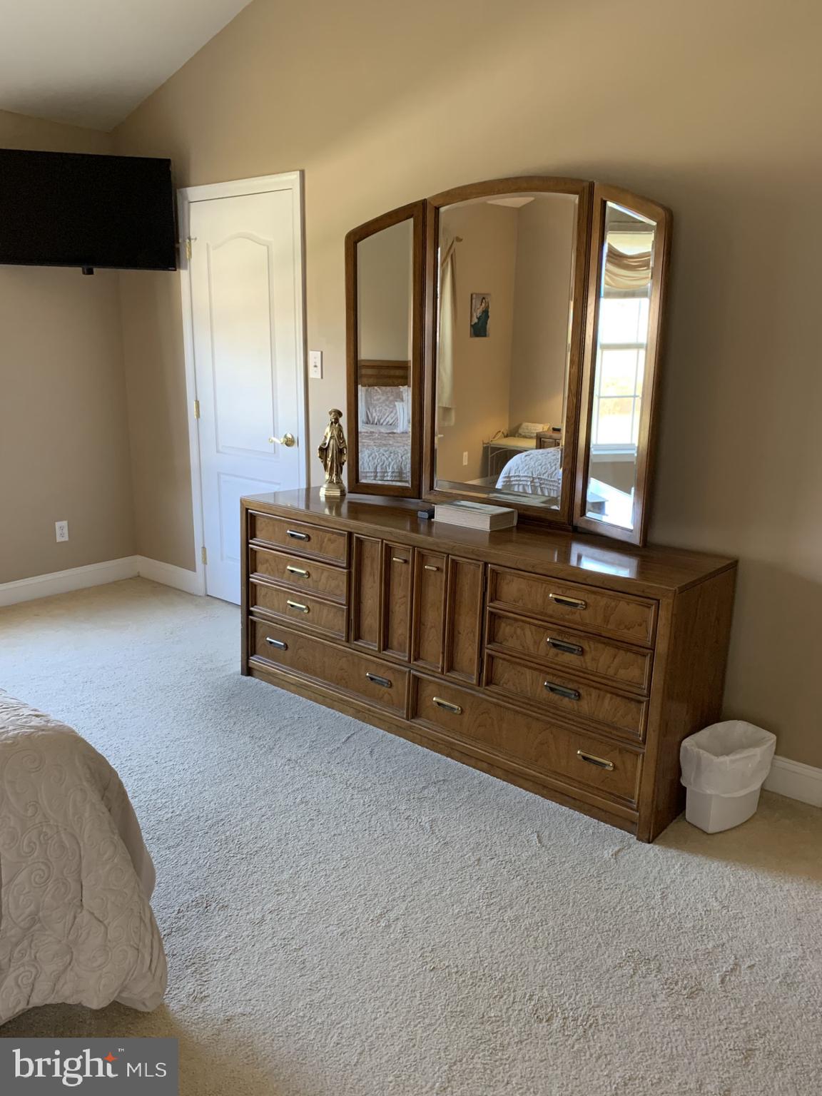 1842 Downs Avenue Clementon, NJ 08021 - Photo 19 of 36 Primary Bedroom