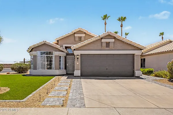 $590,000 | 3417 East Kelton Lane, Phoenix, AZ 85032