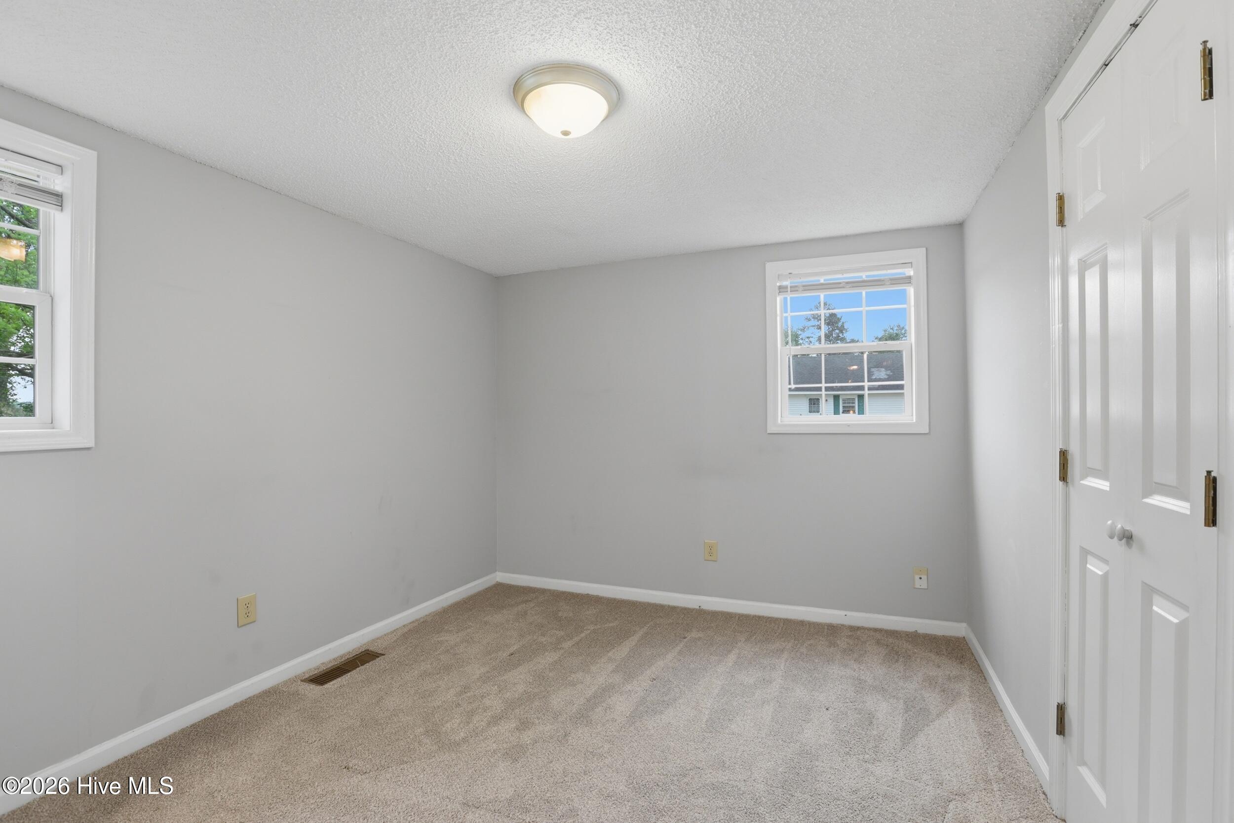 1633 Anderson Road Greenville, NC 27834 - Photo 14 of 24 14_892a5850