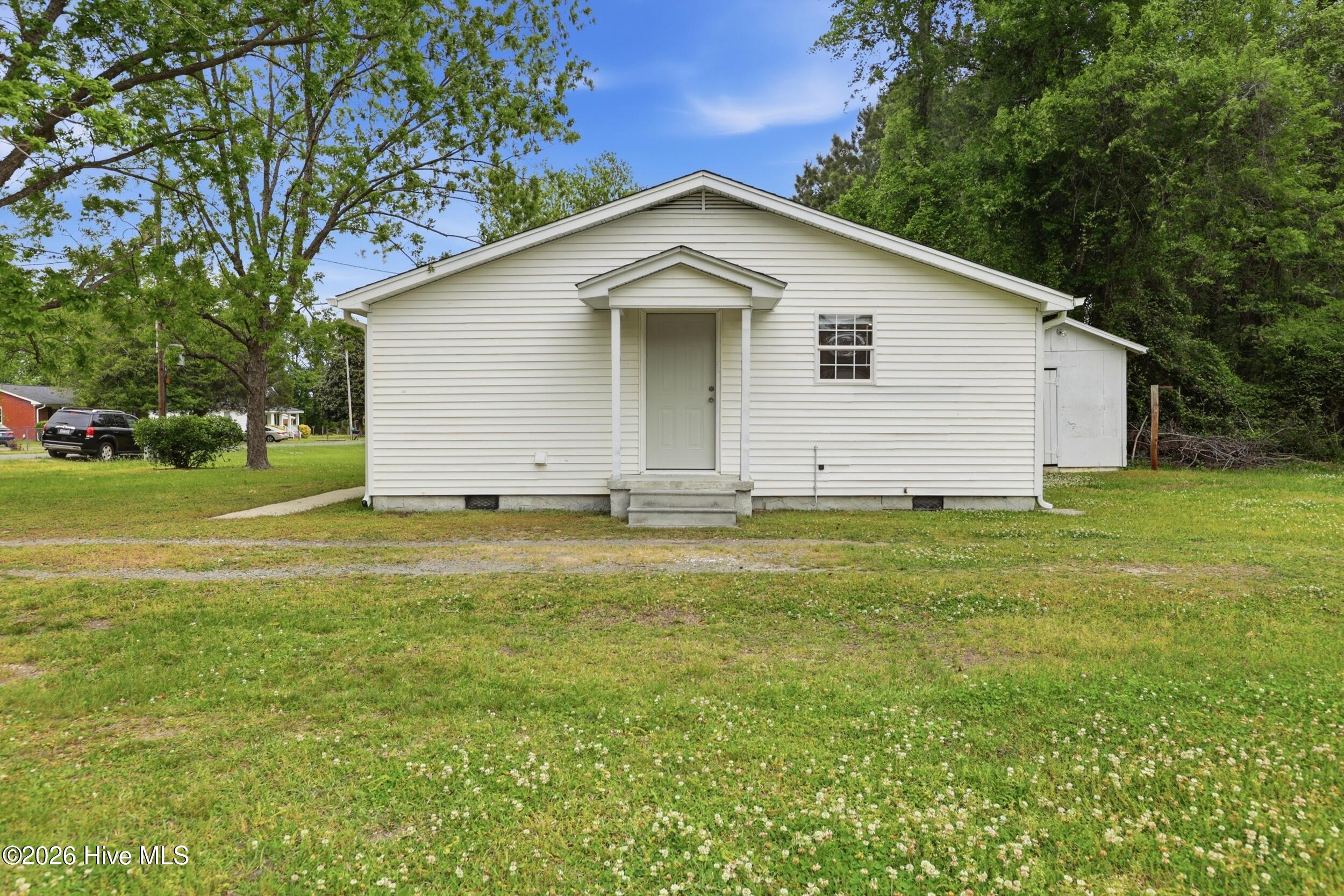 1633 Anderson Road Greenville, NC 27834 - Photo 21 of 24 21_892a5811