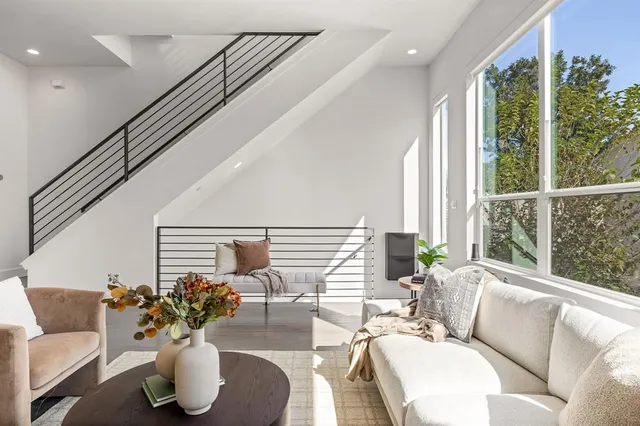 $3,900 | 2317 Moser Avenue, Unit 103, Dallas, TX 75206