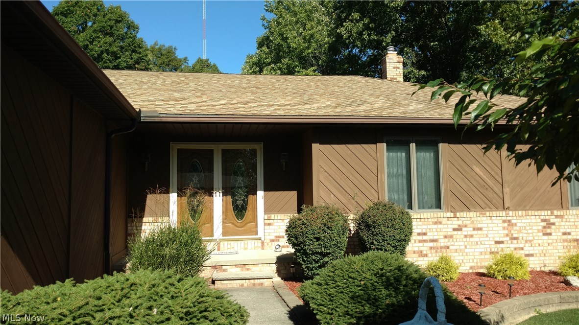 1614 Rustic Trail Cleveland, OH 44134 - Photo 2 of 6 Gallery Image 2