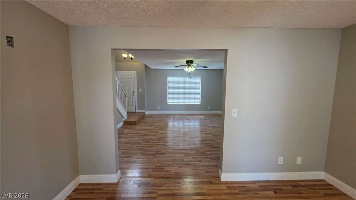 112 Menta Court Henderson, NV 89074 - Photo 5 of 24