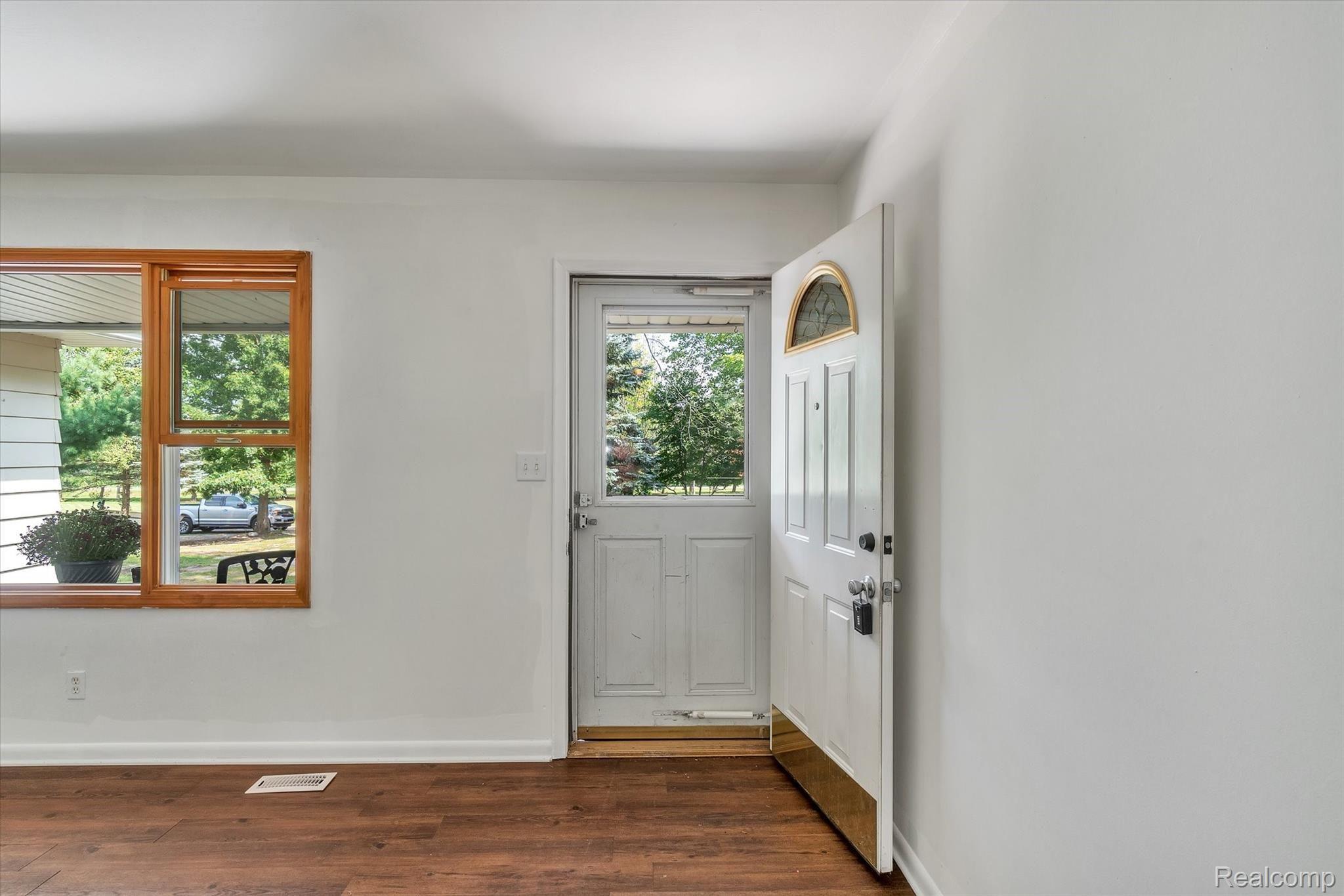 535 North Nicholson Road Fowlerville, MI 48836 - Photo 10 of 68 09-535-Nicholson-WindowStill-Real-Estate-Photography-9.jpg