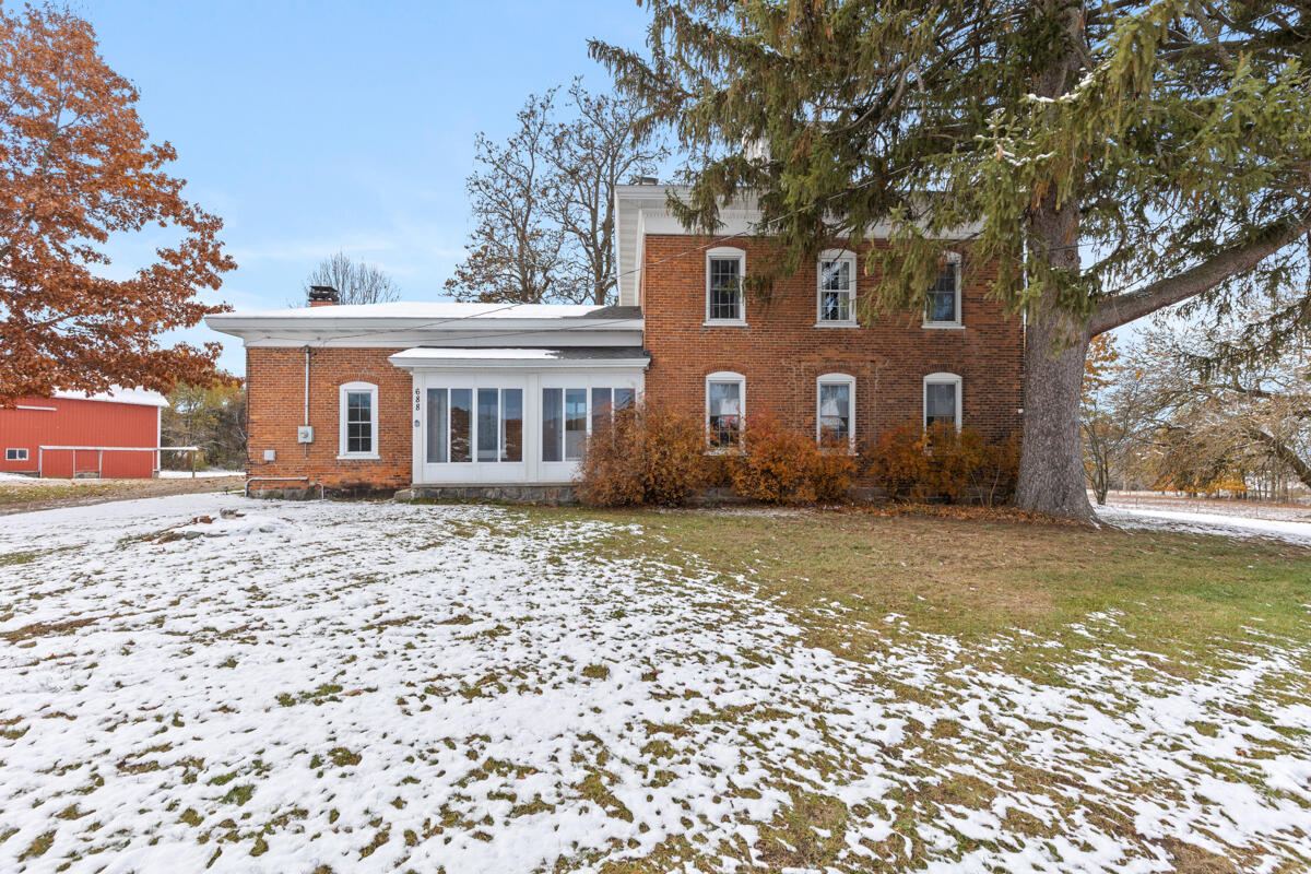 688 Pierce Road Plainwell, MI 49080 - Photo 1 of 46 IMG_1000