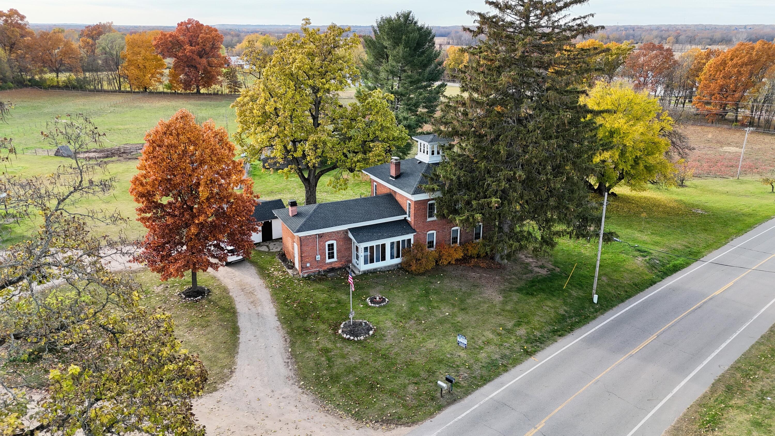 688 Pierce Road Plainwell, MI 49080 - Photo 41 of 46 688 Pierce Drone 3
