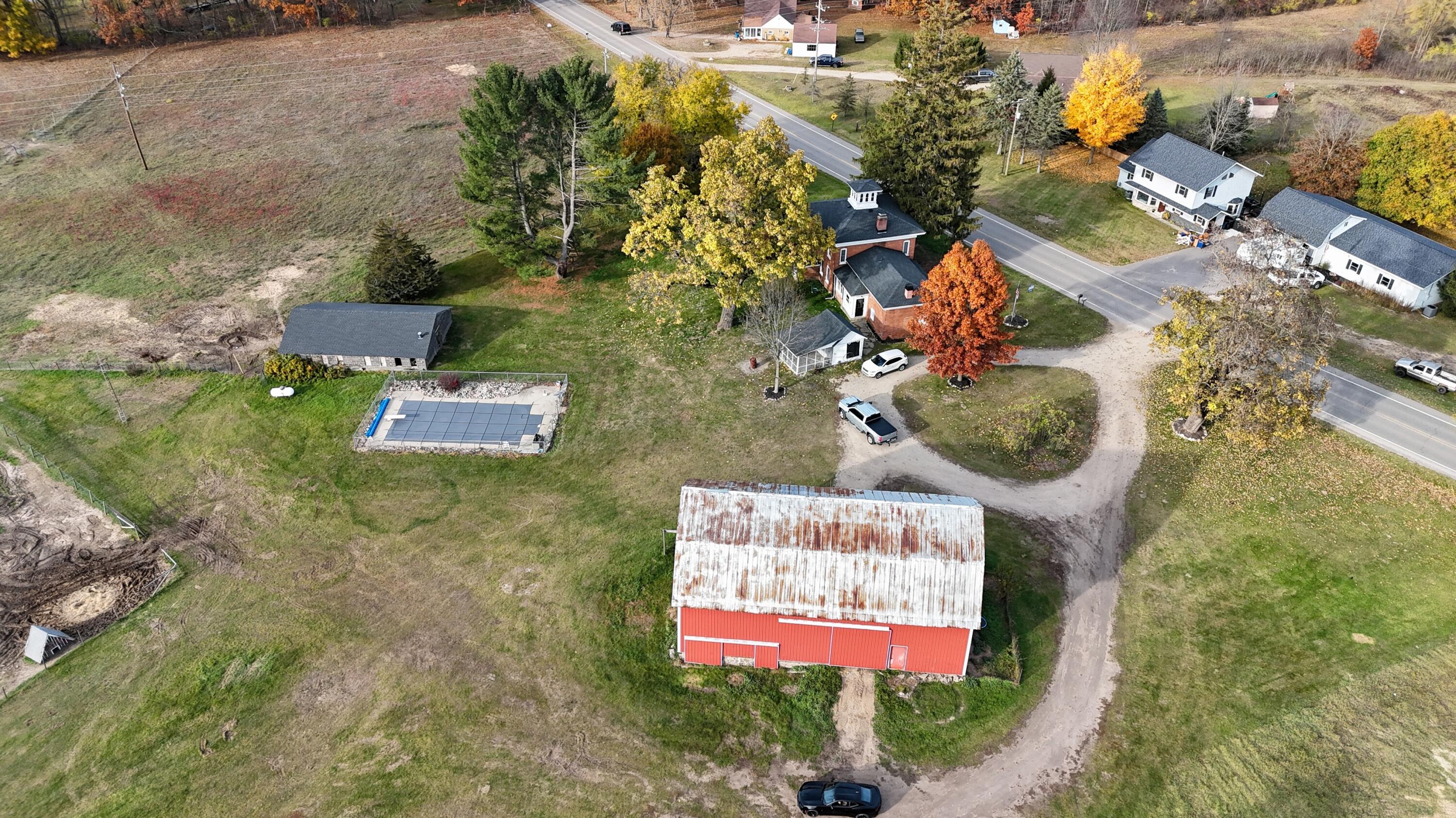 688 Pierce Road Plainwell, MI 49080 - Photo 43 of 46 688 Pierce Drone 2