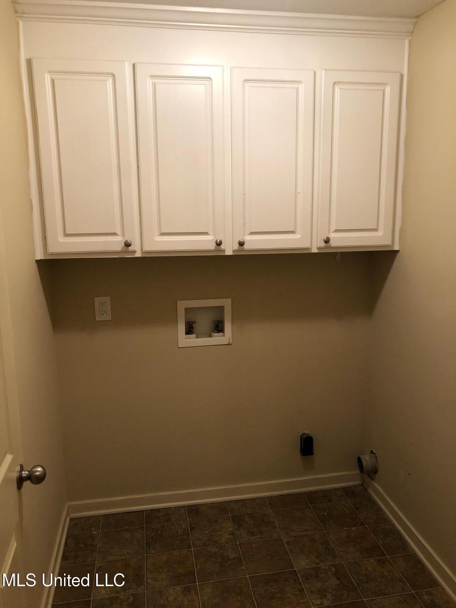 505 Edge Water Branch Drive Brandon, MS 39042 - Photo 6 of 10 IMG_1745