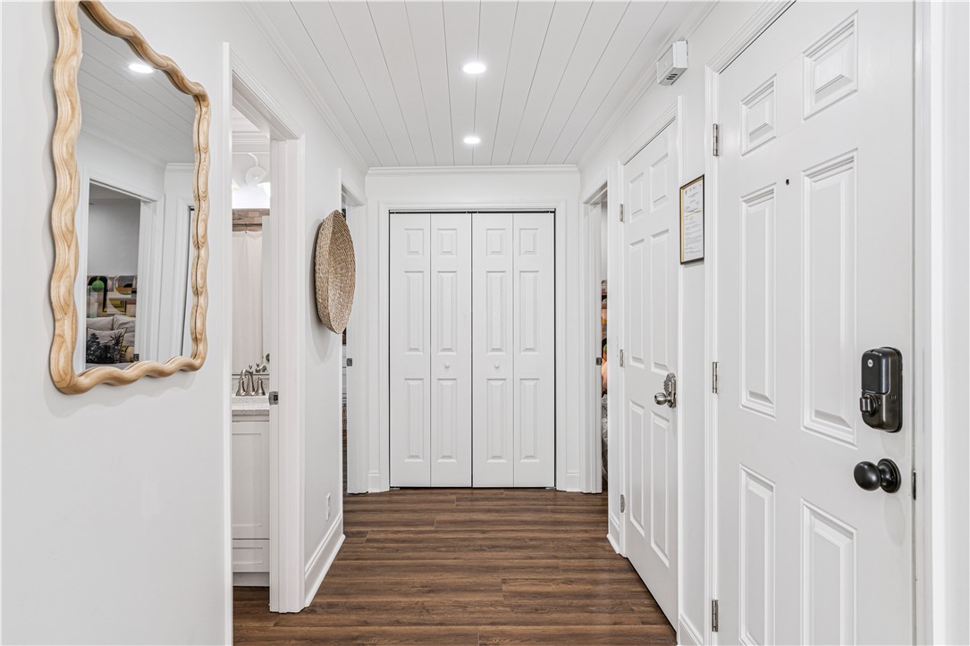 1035 Beach View Drive, Unit 301 St. Simons Island, GA 31522 - Photo 11 of 25 Hallway to bedrooms