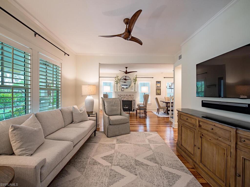 680 8th Avenue South Naples, FL 34102 - Photo 7 of 25