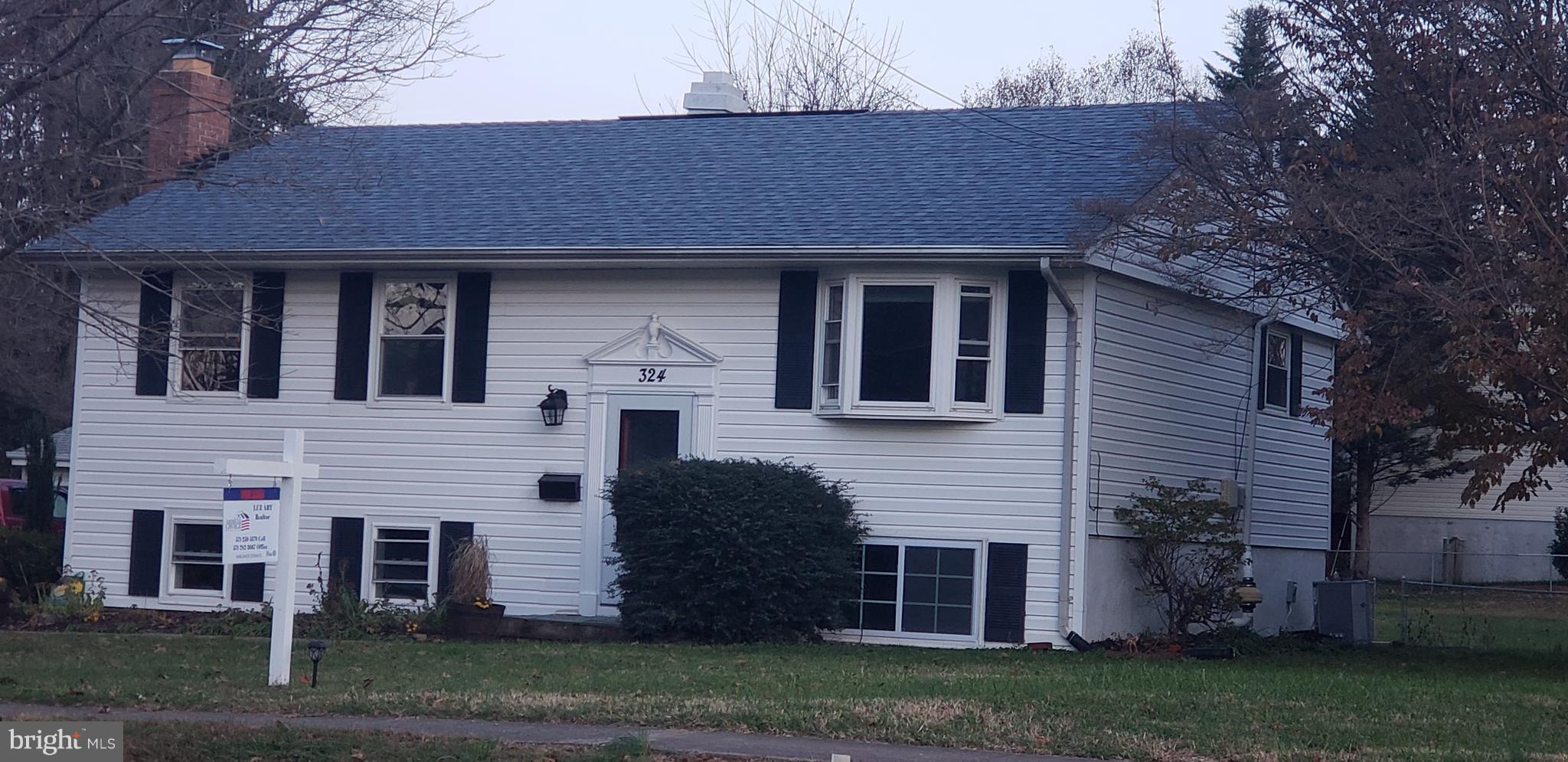 324 Dry Mill Road Southwest Leesburg, VA 20175 - Photo 3 of 74 Gallery Image 3