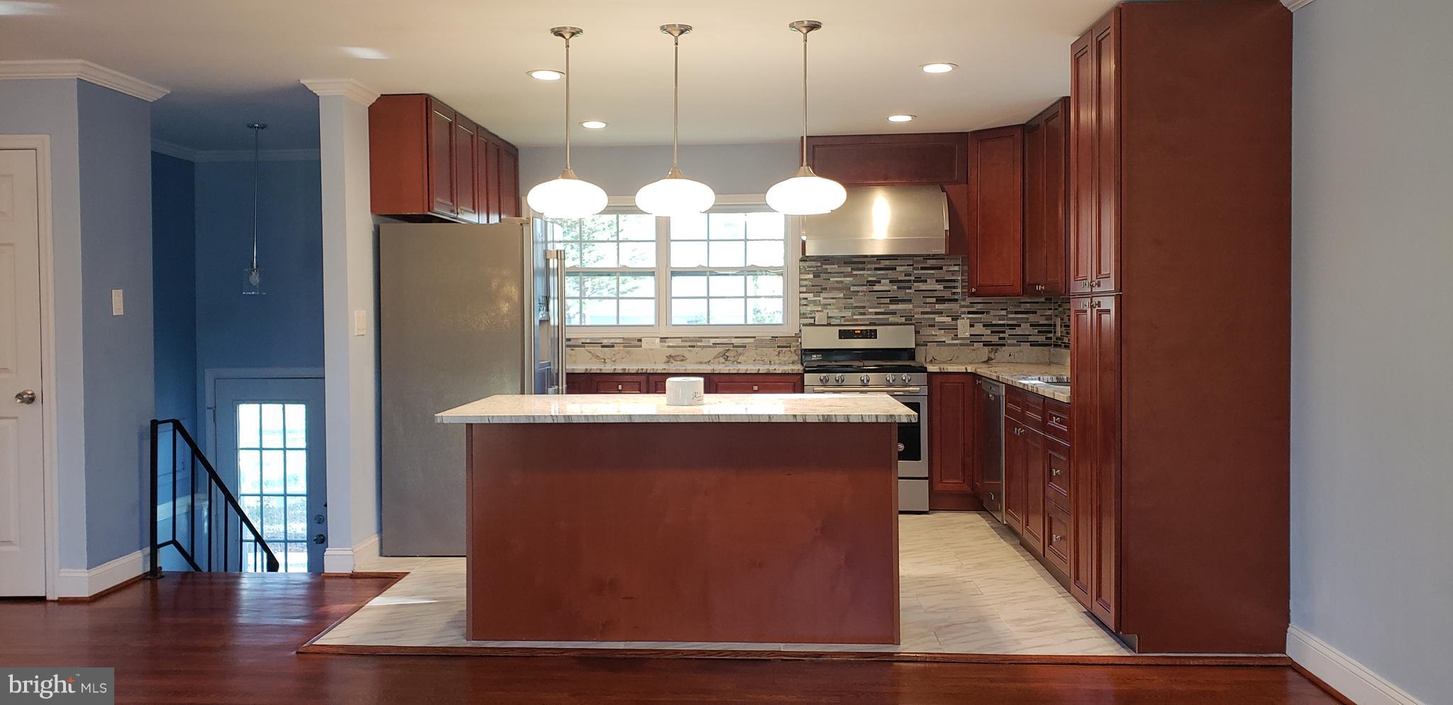 324 Dry Mill Road Southwest Leesburg, VA 20175 - Photo 6 of 74 Gallery Image 6