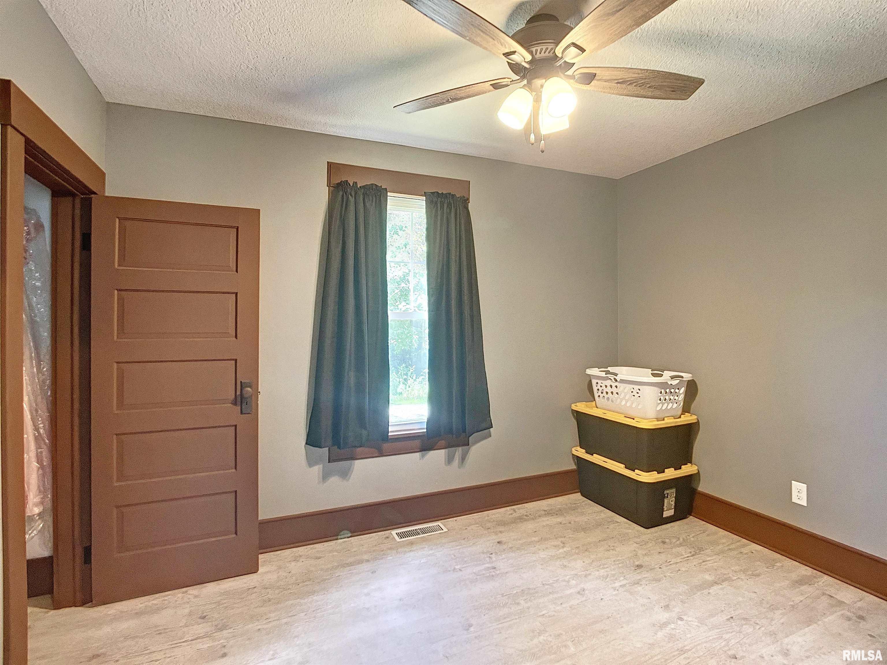 507 North Washington Street Atkinson, IL 61235 - Photo 8 of 21 Gallery Image 8