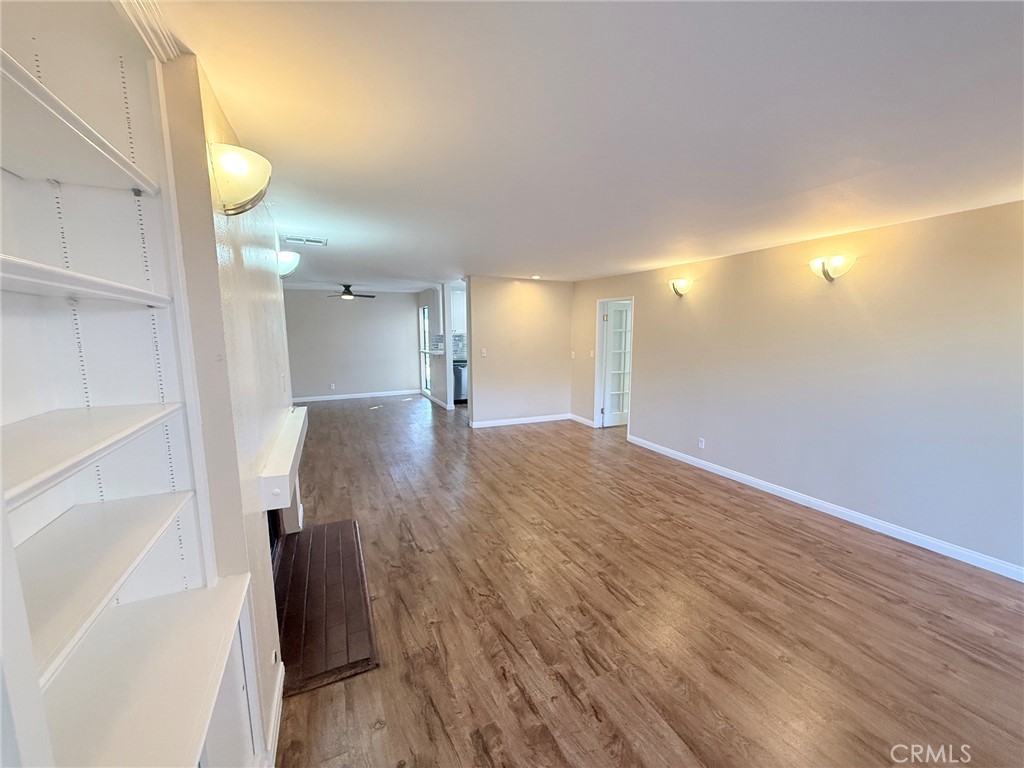 2121 Scott Road, Unit 104 Burbank, CA 91504 - Photo 10 of 27 LIVING ROOM- by Peter Yahiayan - CALL FOR ALL YOUR REAL ESTATE NEEDS