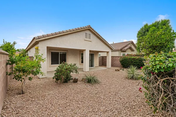 $2,495 | 78472 Glastonbury Way, Palm Desert, CA 92211