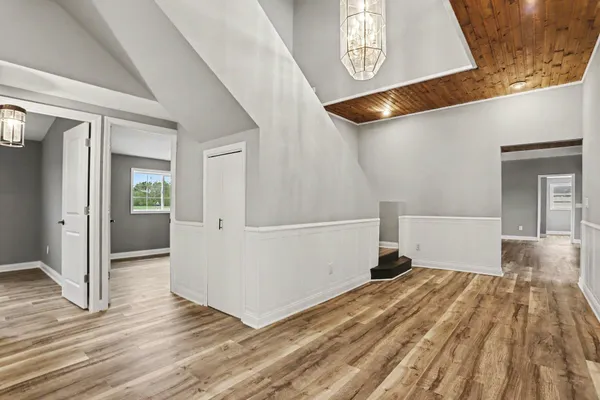 $400,000 | 33594 Highway 60, Athens, MI 49011