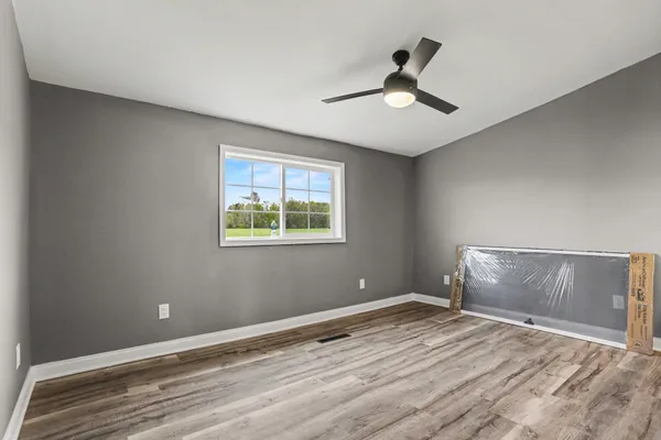 $400,000 | 33594 Highway 60, Athens, MI 49011