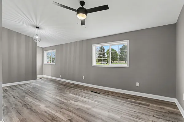 $400,000 | 33594 Highway 60, Athens, MI 49011