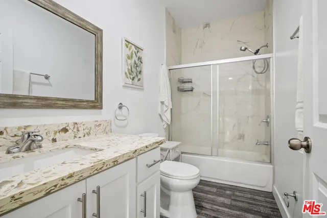 $2,975,000 | 1805 South New England Street, Los Angeles, CA 90006