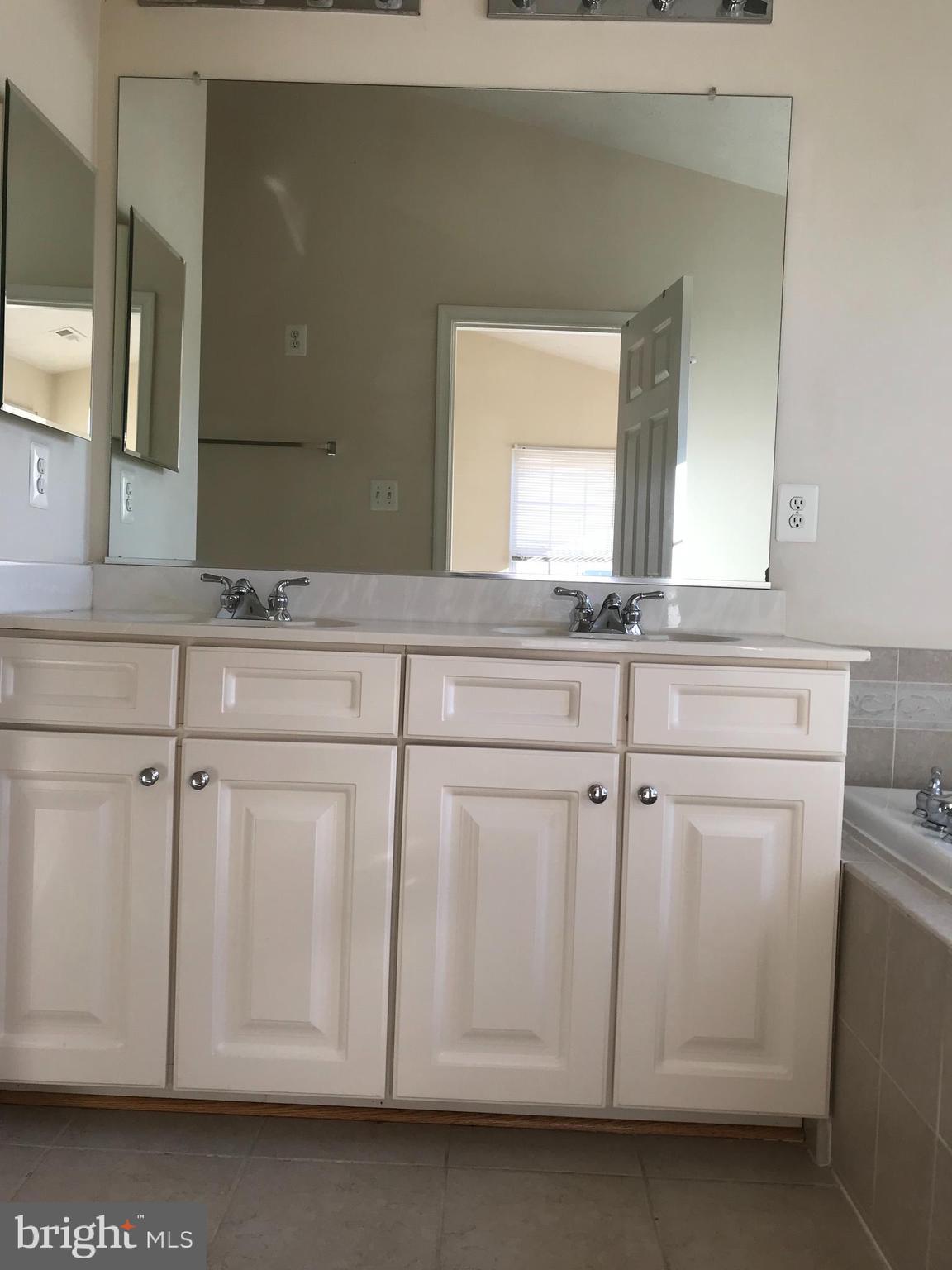 830 Lowe Road Baltimore, MD 21220 - Photo 14 of 21
