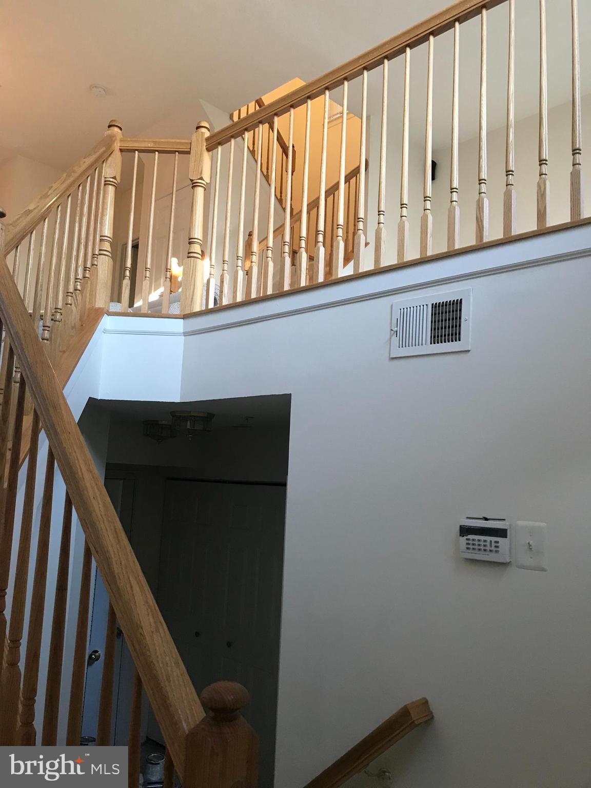 830 Lowe Road Baltimore, MD 21220 - Photo 4 of 21