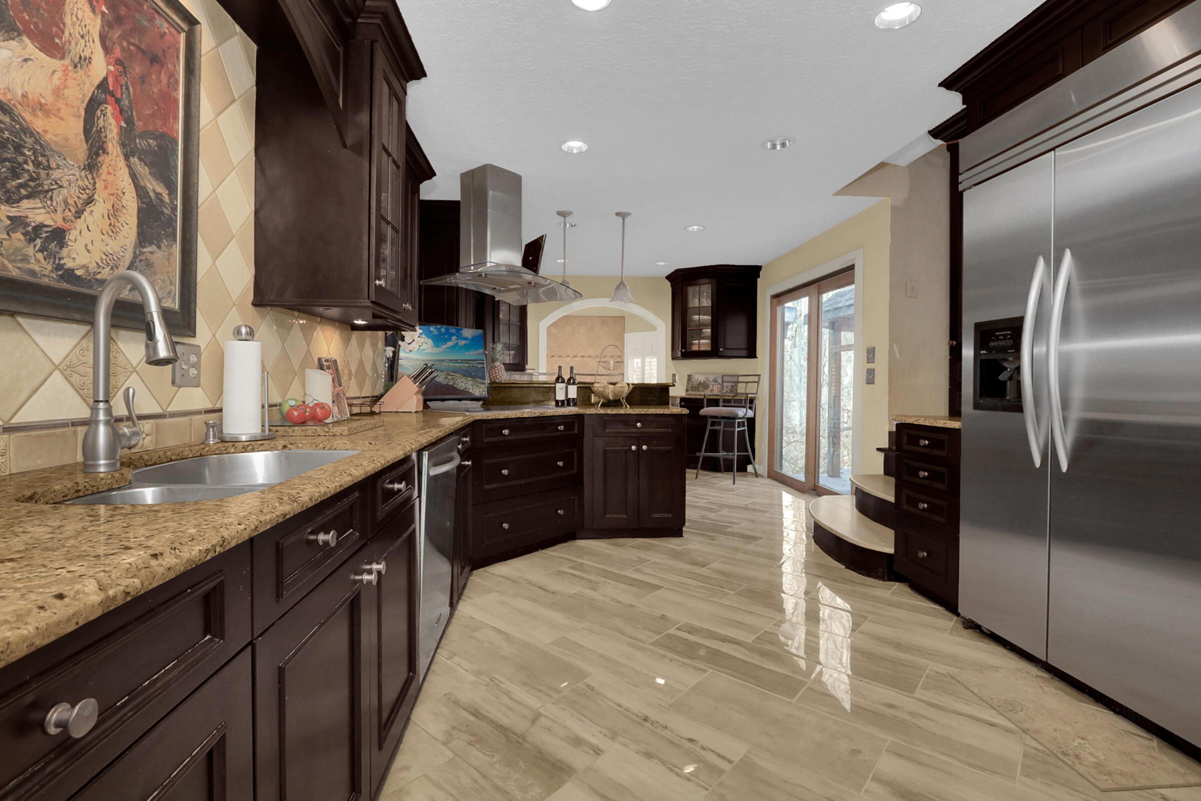 6580 Harriott Road Powell, OH 43065 - Photo 21 of 35 Kitchen