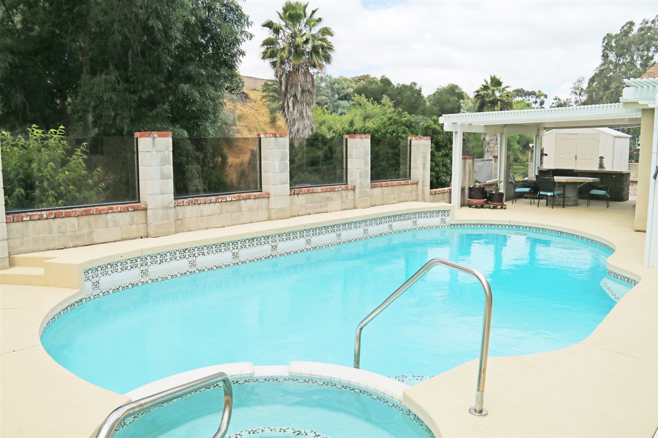 9310 Oakbourne Road Santee, CA 92071 - Photo 3 of 6