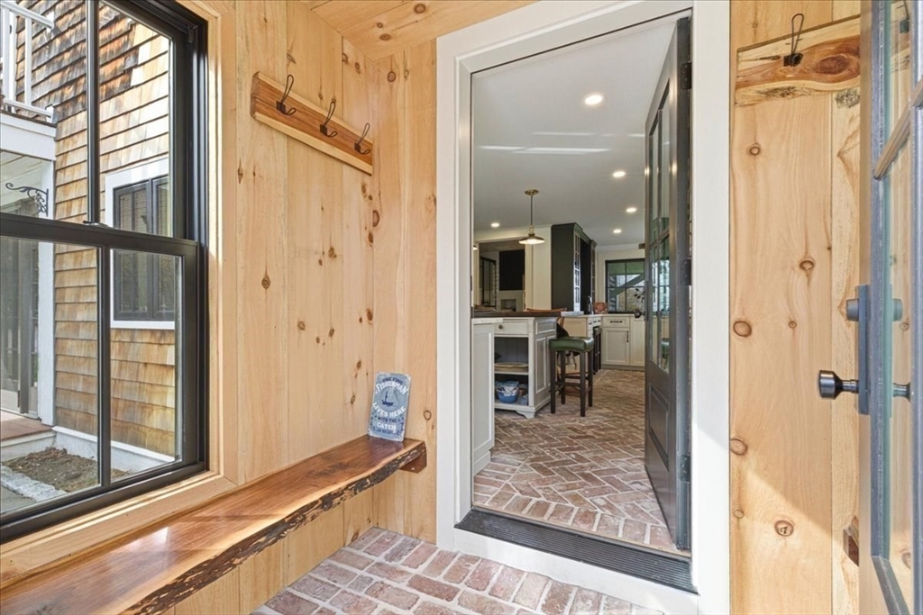 23 Old Oaken Bucket Road Scituate, MA 02066 - Photo 20 of 40