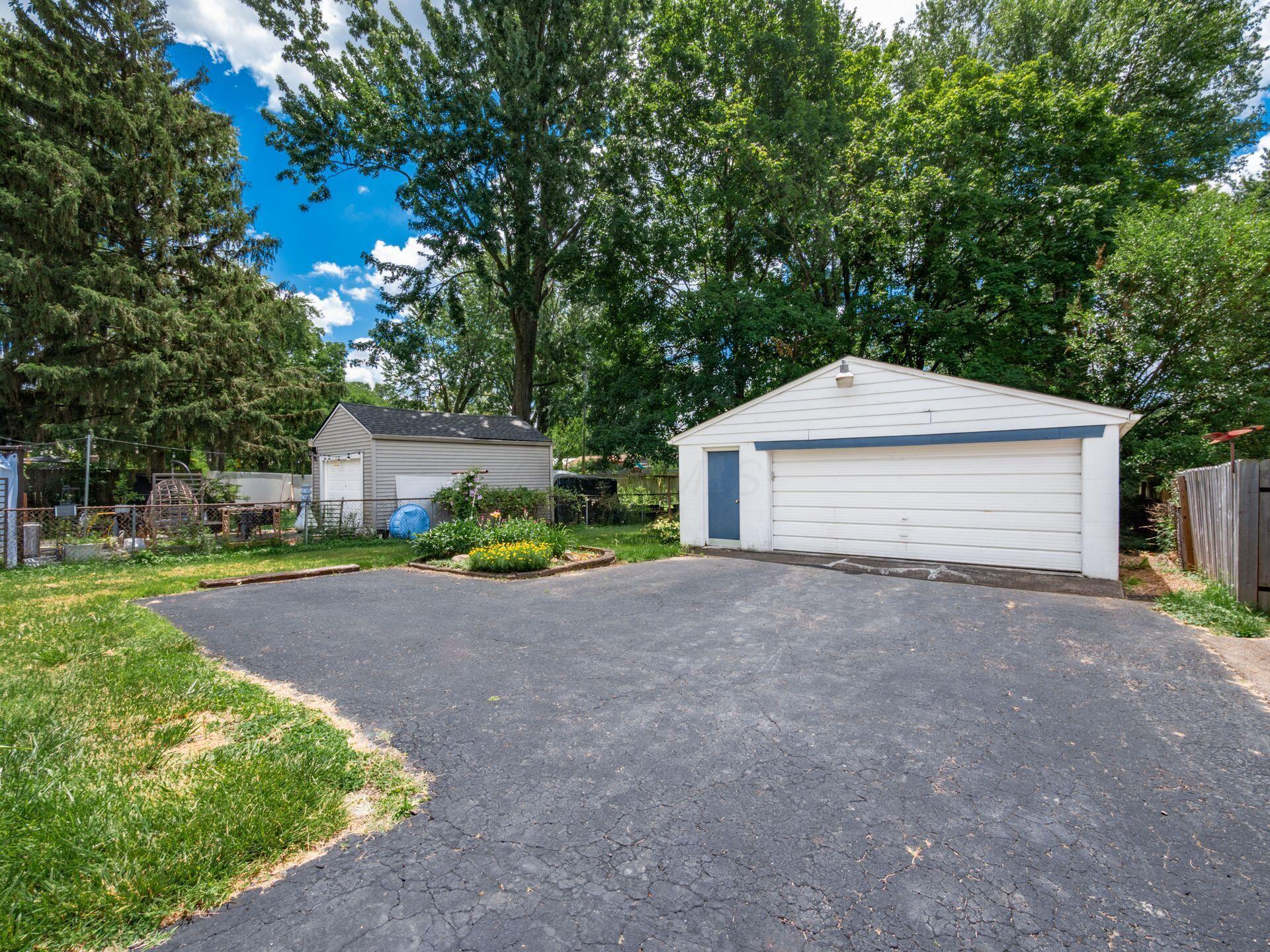1639 East Cooke Road Columbus, OH 43224 - Photo 31 of 35