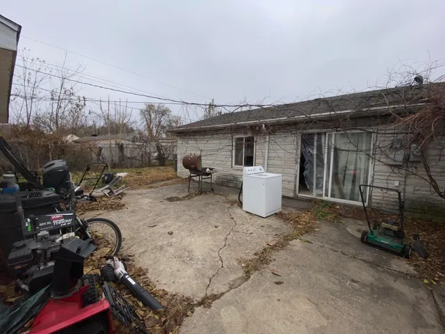 $75,000 | 2726 Marshalltown Drive, Gary, IN 46407