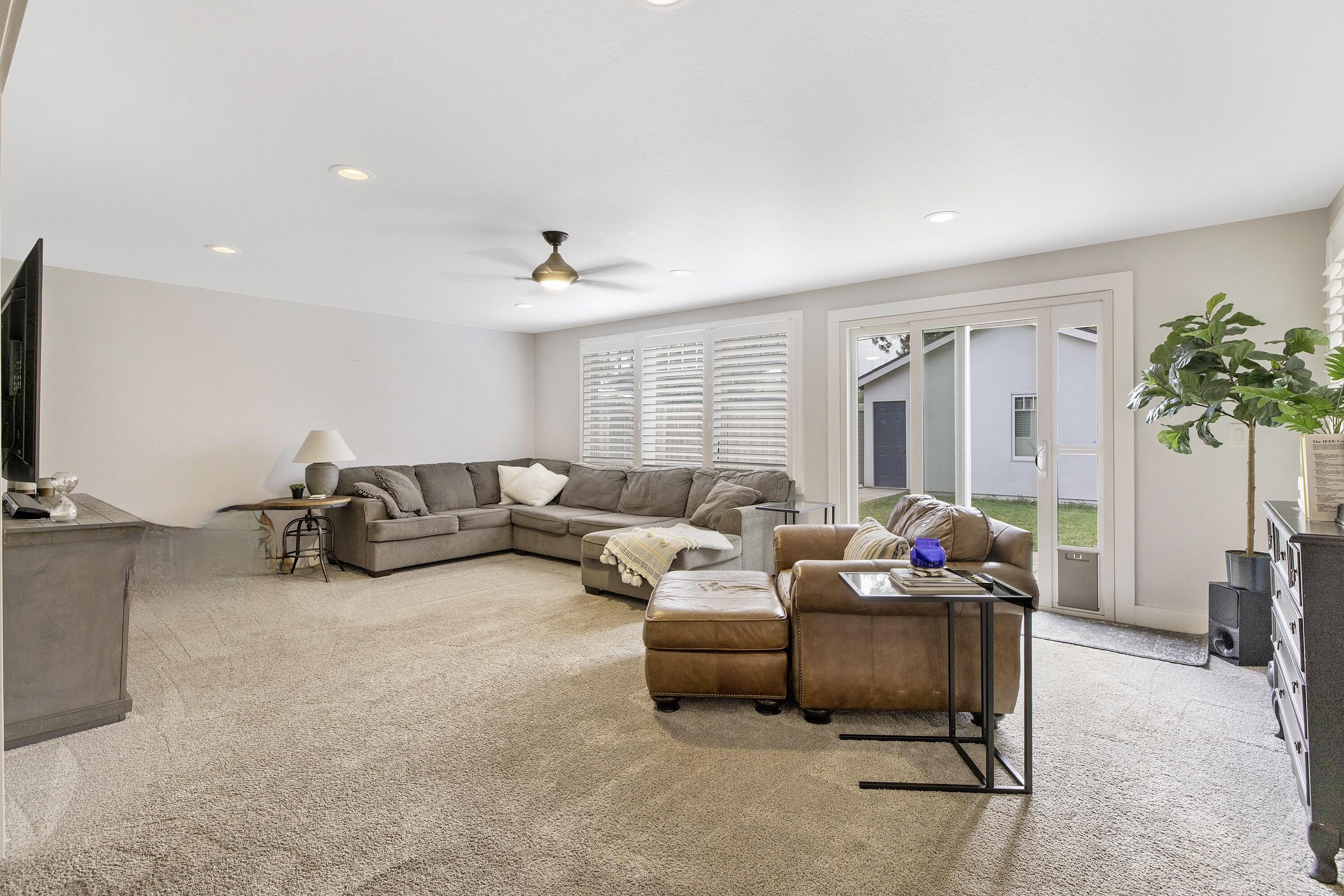 441 South E Street Exeter, CA 93221 - Photo 20 of 51 713A7616