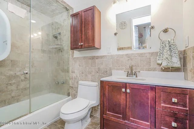 $364,999 | 890 Armstrong Avenue, Unit 23 | Eltingville