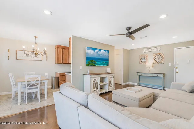 $364,999 | 890 Armstrong Avenue, Unit 23 | Eltingville