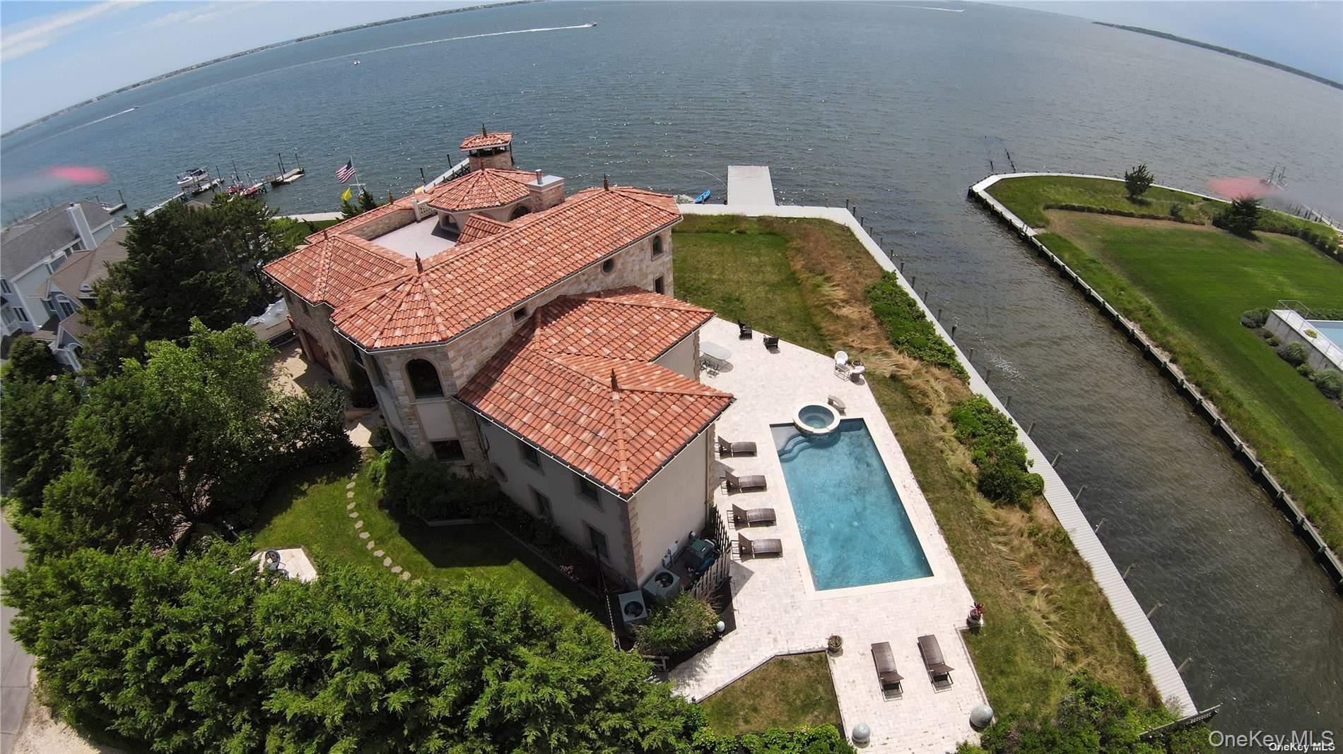 13 Seatuck Lane Remsenburg, NY 11960 - Photo 30 of 32